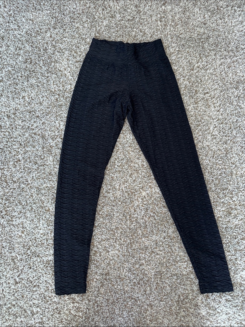 High-Rise Black Textured Leggings - Sleek Everyday Legging